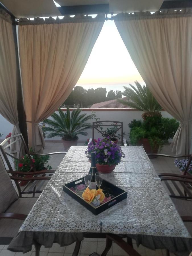 Terrazza Sabine Accomodation 特罗佩阿 外观 照片