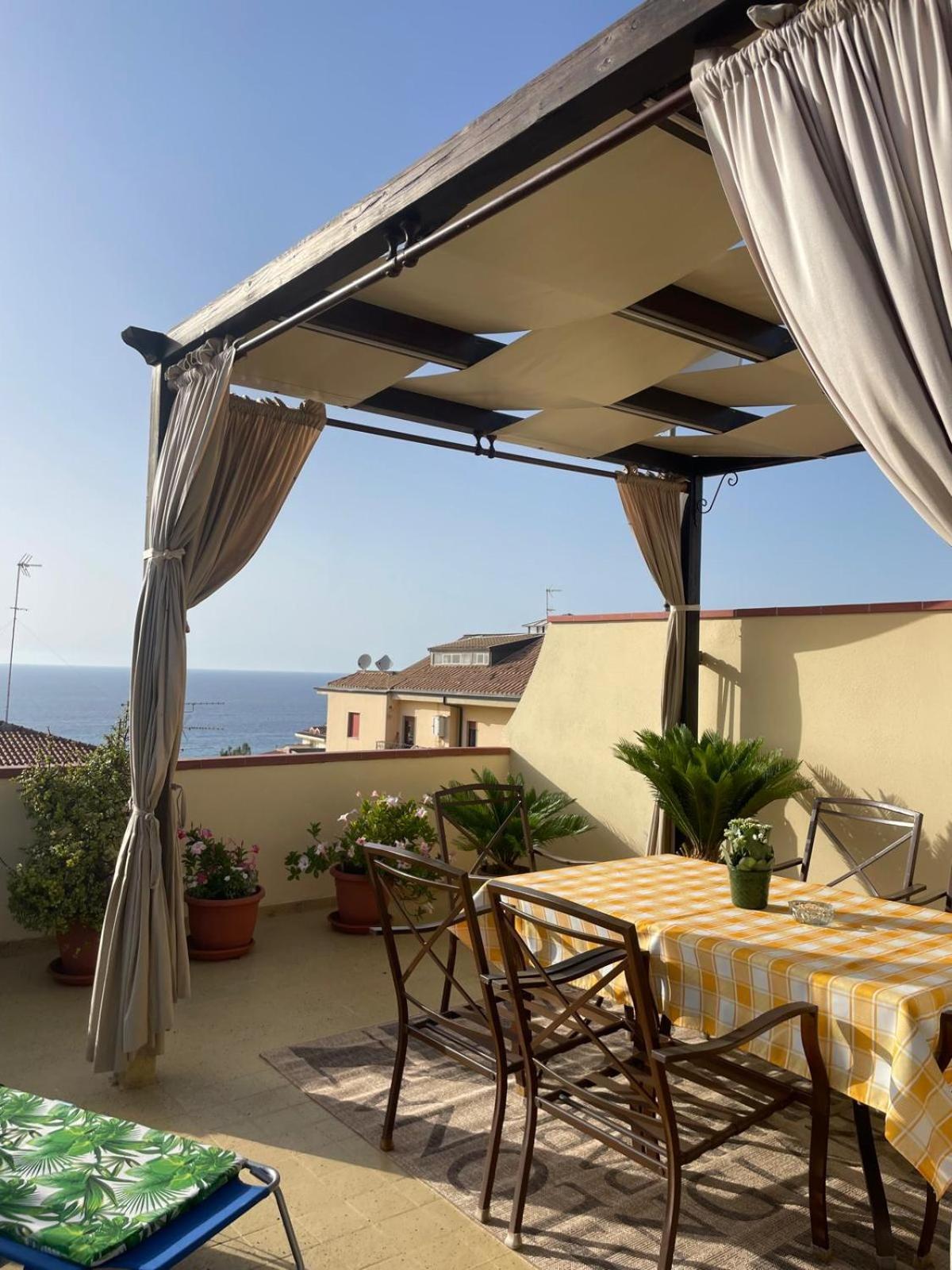 Terrazza Sabine Accomodation 特罗佩阿 外观 照片